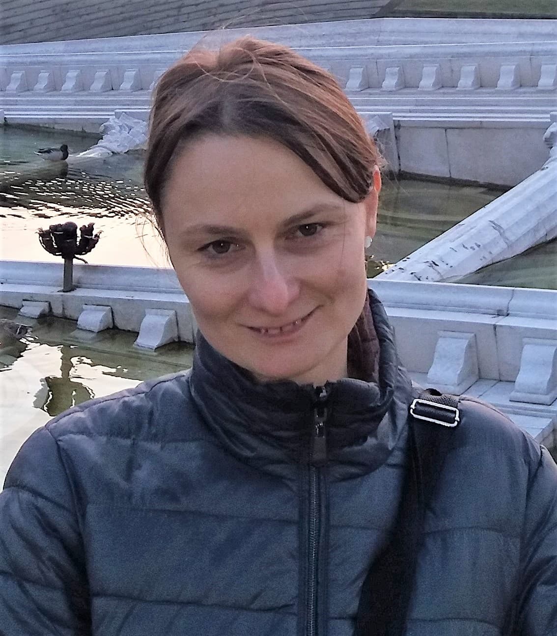 Portret Alina Mihalache